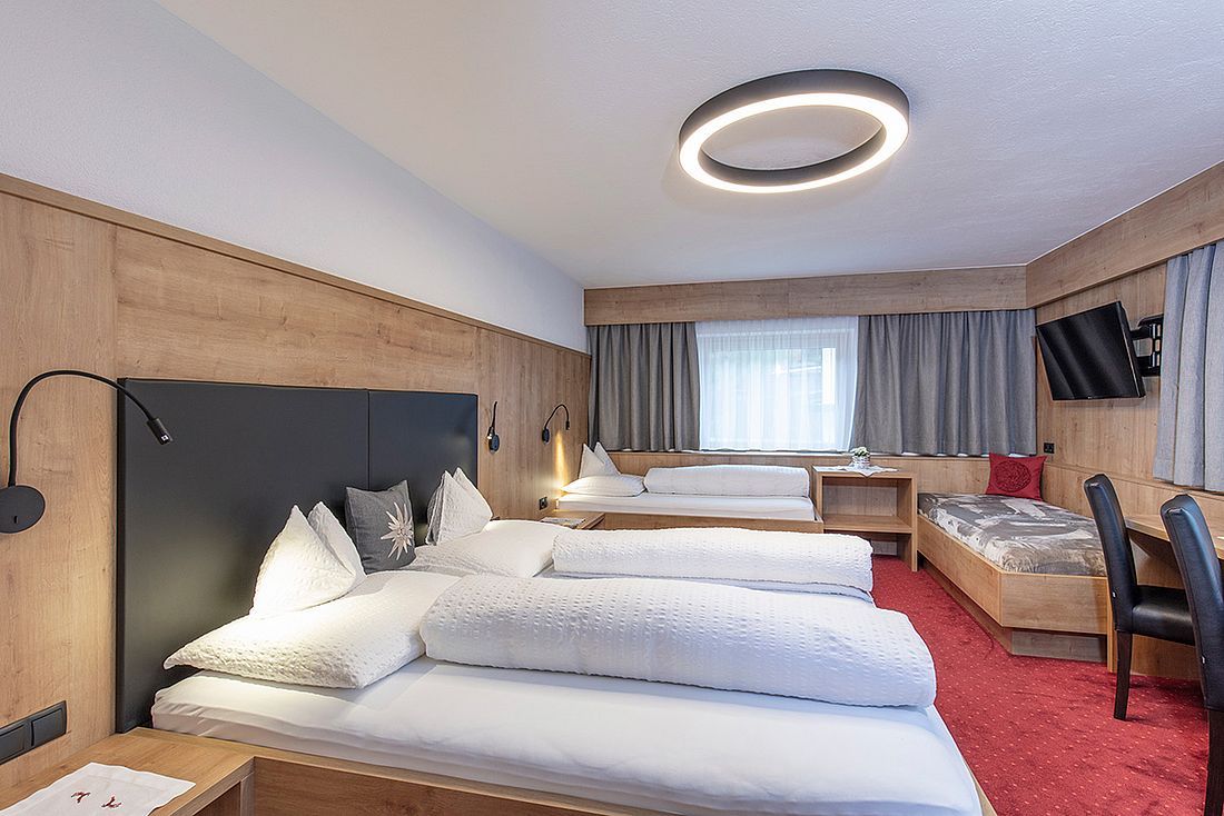 Dreibettzimmer