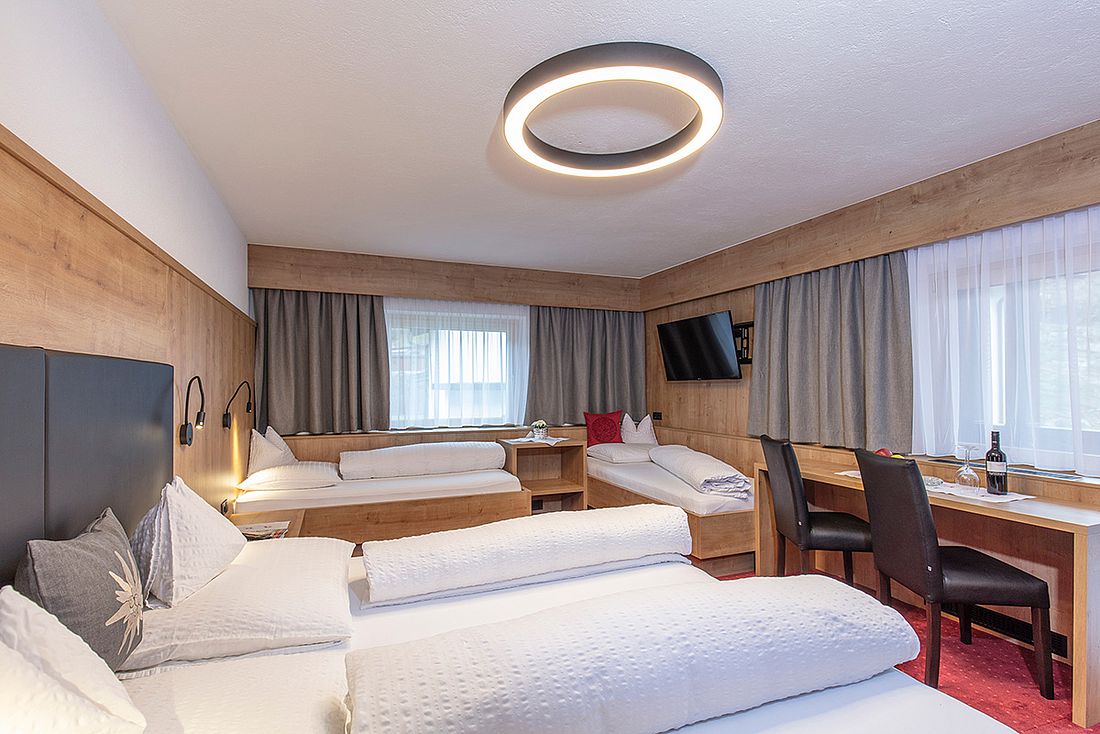 Dreibettzimmer